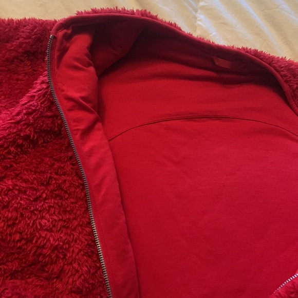 Lululemon fuzzy sweater - Picture 7 of 9